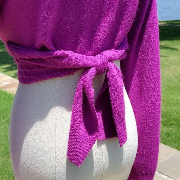 Hey Sue! Upcycled Fuchsia Tie Waist Cropped Sweater Brooch One Of Kind Sz S - Picture 6 of 7